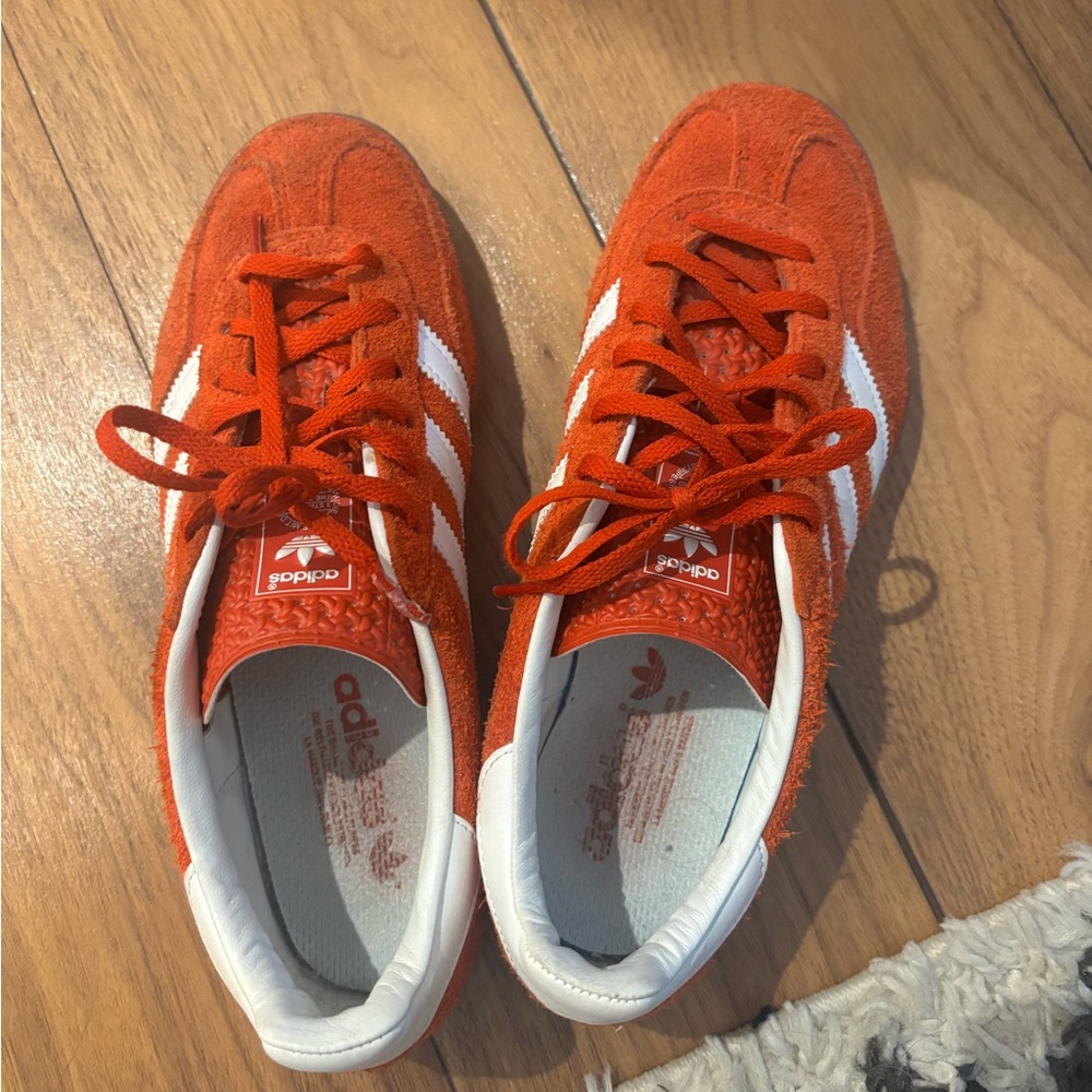 Adidas Gazelle Suede Trainers with White Stripes - Picture 4 of 5